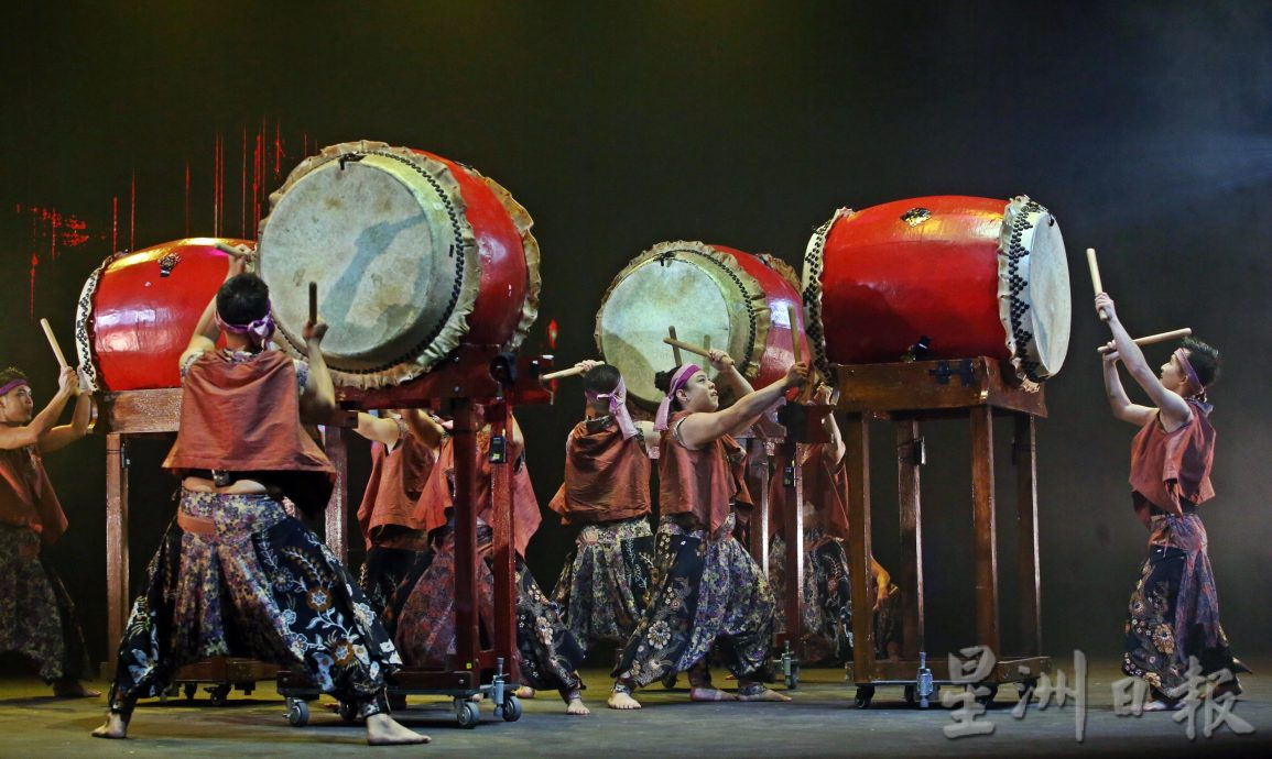 打击乐空中舞韵合一 《SAKTI》创意演绎马来传说