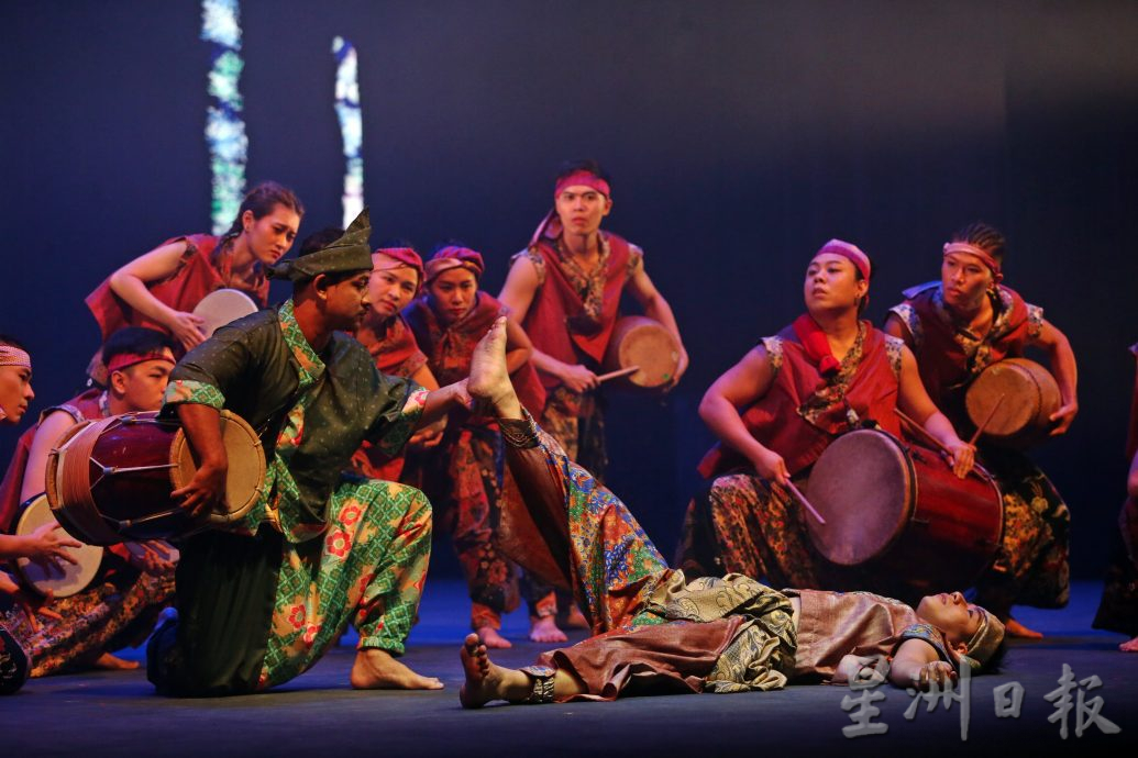 打击乐空中舞韵合一 《SAKTI》创意演绎马来传说