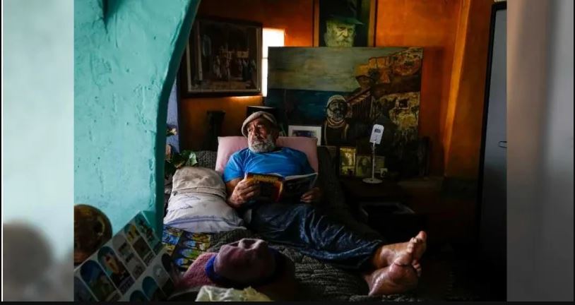 拚盘／男子悬崖壁上打造小屋住50年 被认定破坏环境遭以色列政府驱逐