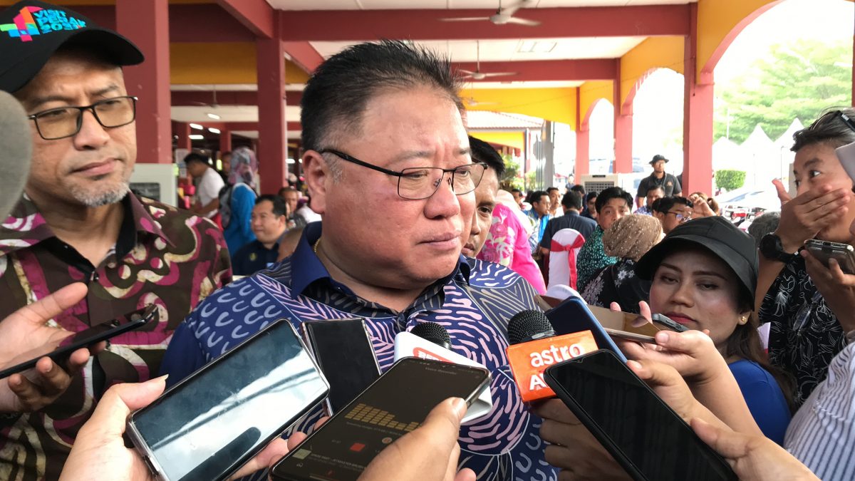 接投诉指旅游资讯未与时并进 张庆信指示旅游局8月杪更新