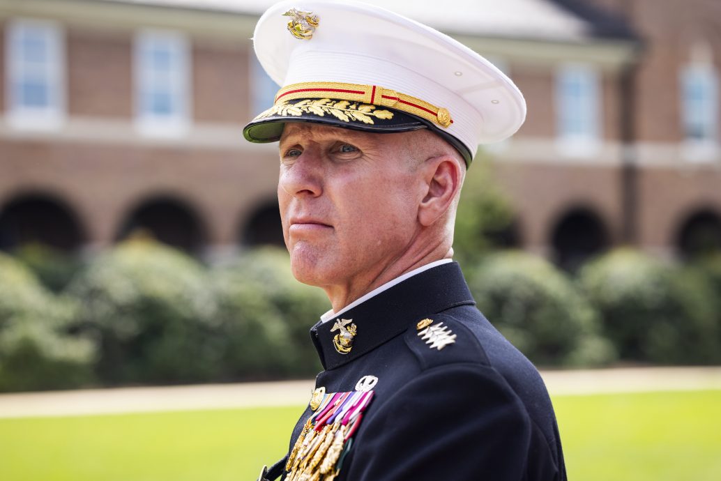 提名通不过 美国海军陆战队164年来首次“群龙无首”