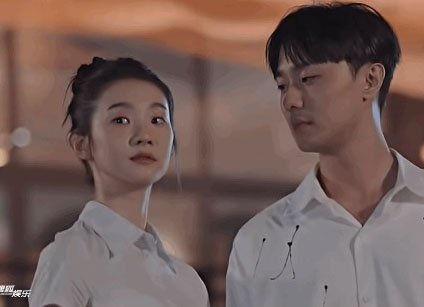 施柏宇被控私加吻戏 挨轰职场性骚扰