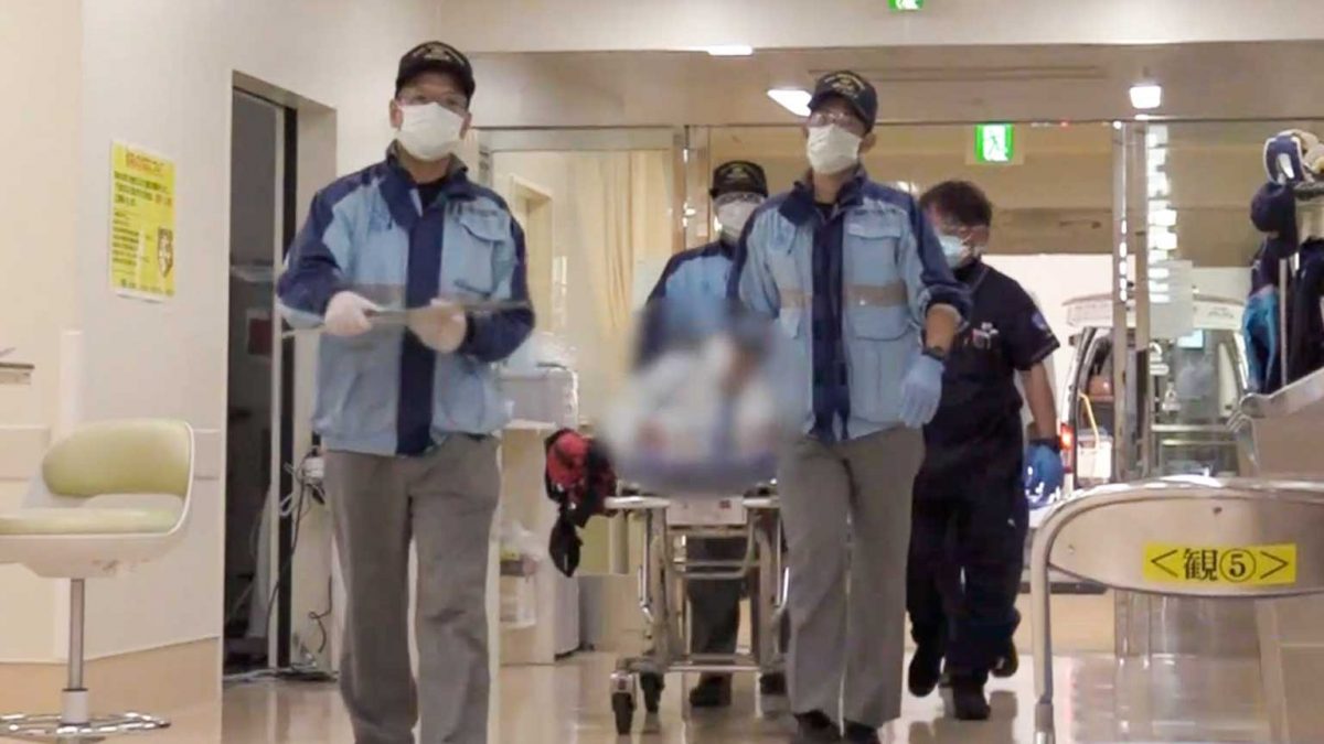 日本冲绳冠病疫情再起 PCR筛检涌排队人潮