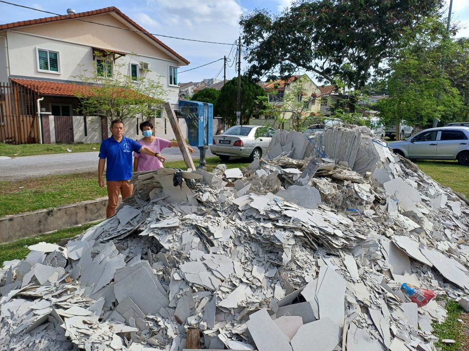 早报头-大都会-赵启兴/非法倾倒死灰复燃/1图