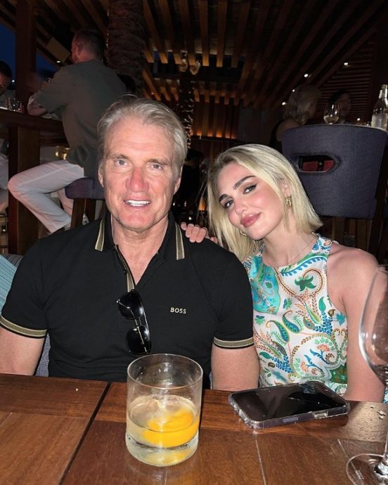 曾自揭患末期肺癌 65岁杜夫伦格连娶27岁健身教练