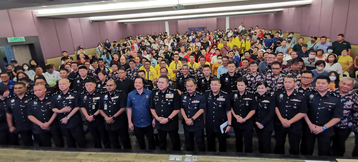 华裔再不申请加入警队,许国振忧华裔警察将见少