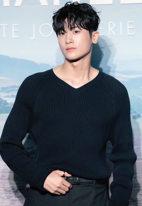 朴炯植没接通知拒比爱心 挨轰:比宋慧乔还大牌