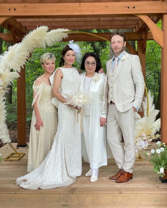 李司棋女儿3度出嫁 外籍女婿跟足传统习俗敬茶