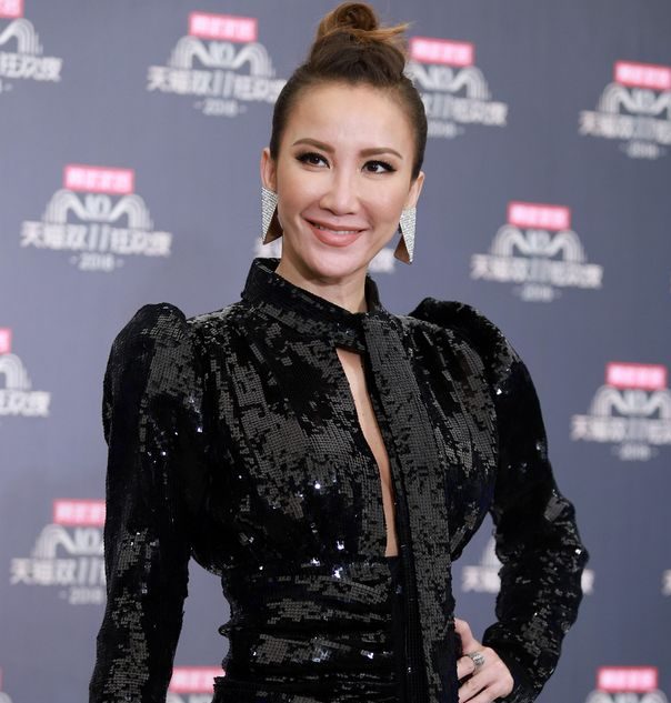 李玟头七在台湾 安排法师隔岸诵经