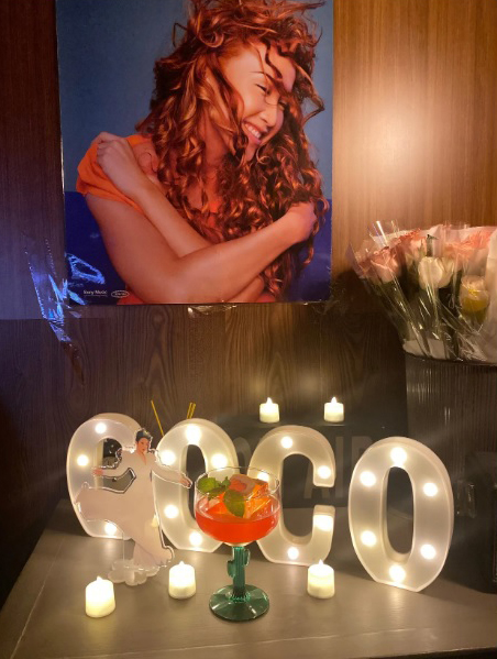 李玟头七|各地粉丝恸追思 “在天上还好吗?”