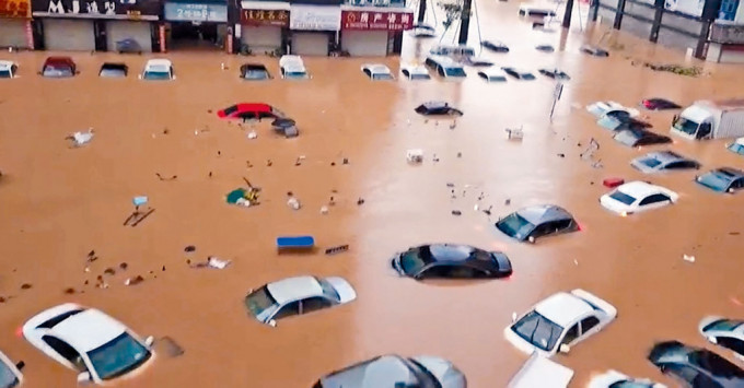 杜苏芮重创福建超145万人受灾 莆田变威尼斯