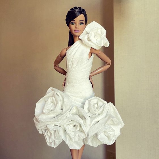 杨建 #flushablefashion／“可冲走”的Barbie时装？