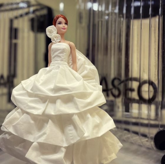 杨建 #flushablefashion／“可冲走”的Barbie时装？