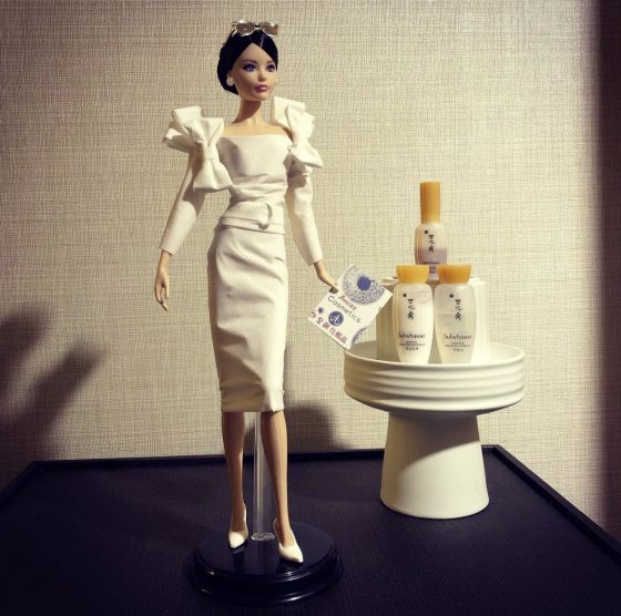 杨建 #flushablefashion／“可冲走”的Barbie时装？