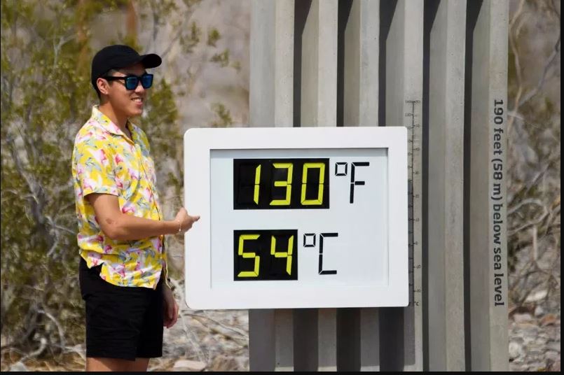 极端高温杀人…死亡谷飙52度 男子热死车内