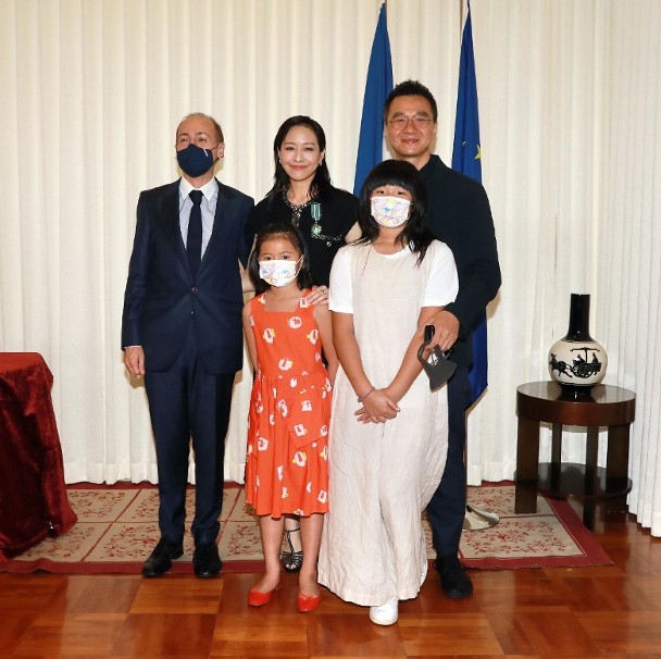 林嘉欣与导演老公宣布离婚 爆金钱冲怒搬出爱巢