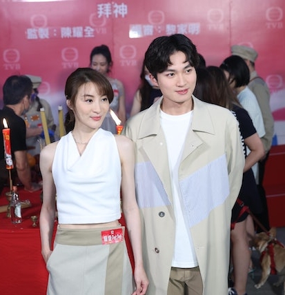 林夏薇周嘉洛新剧演情侣 被嫌零CP感像母子