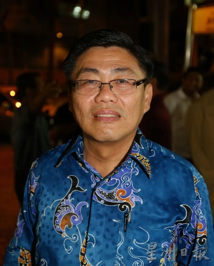 柔:【特稿】:焦点社区:新山苏丽雅巴刹 洪文兴:发展商无权调涨租金 摊贩无须担心被逼迁