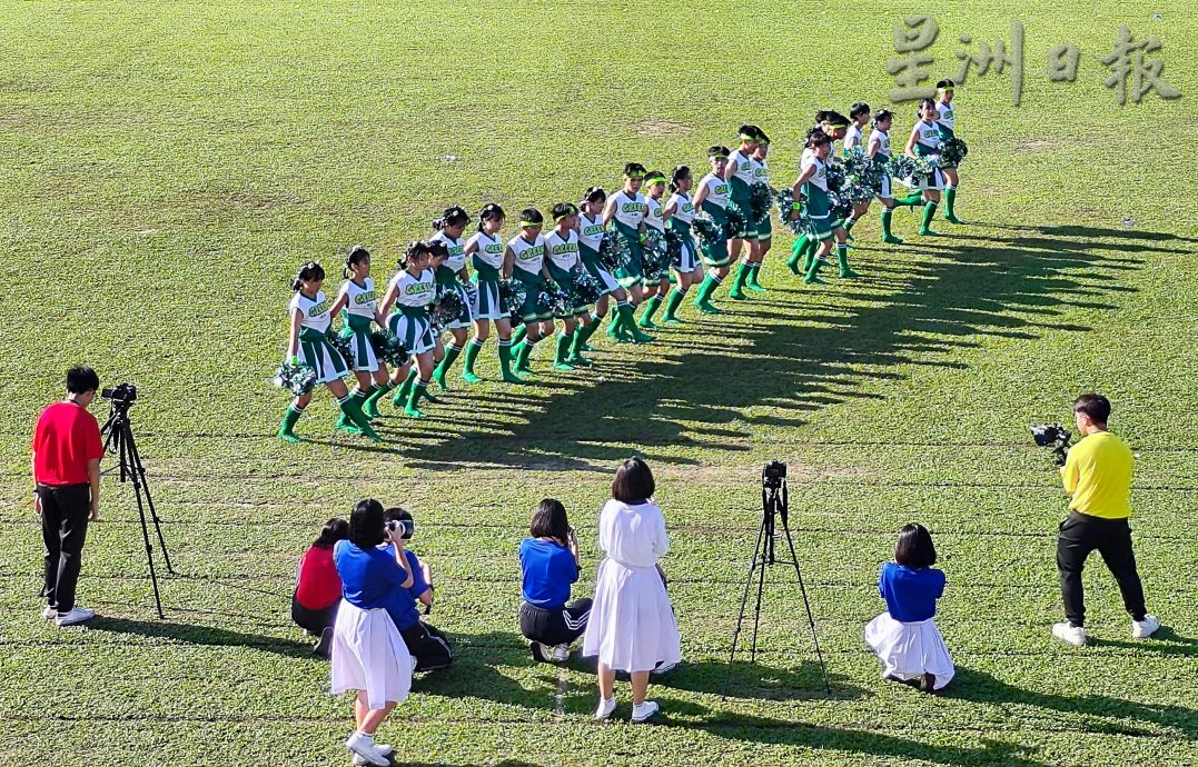 柔:事隔3年,新山宽中第17届校庆运动会复办,重迎活力与朝气