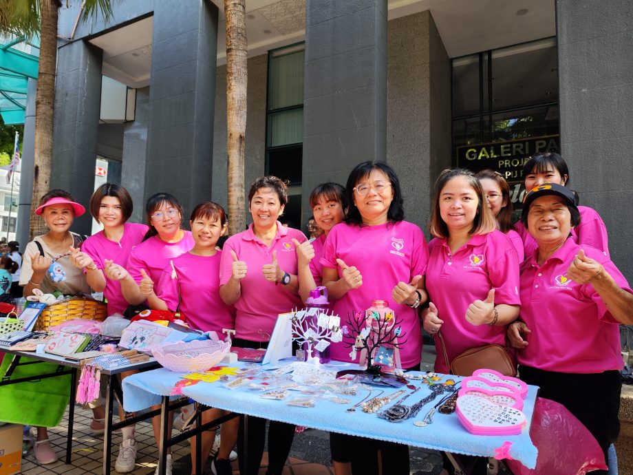 柔:善心美事:柔佛州爱心女性成长协会