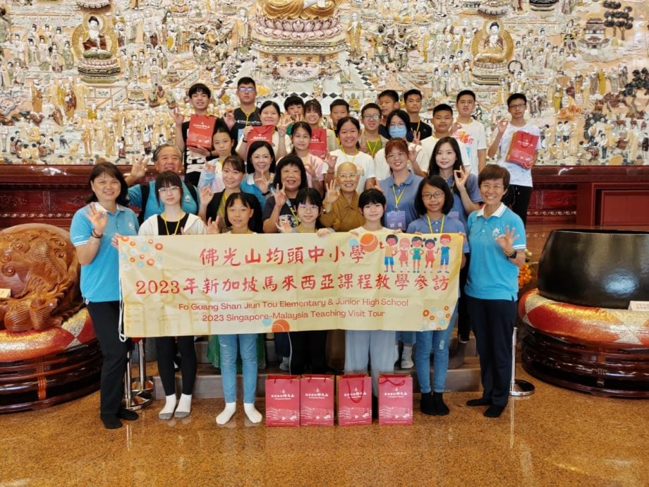 柔:版头之一:台湾均头中学参访 新马寺24节令鼓队迎宾交流