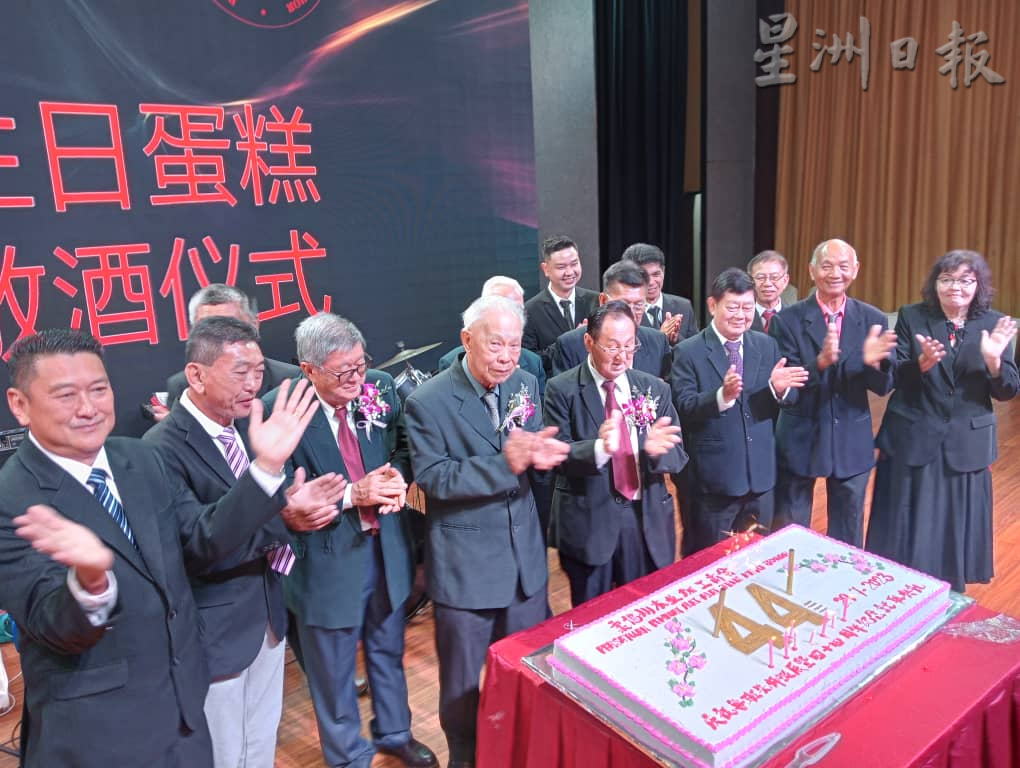 柔:陈有坚:助州内经济起飞 应检讨外劳税务政策