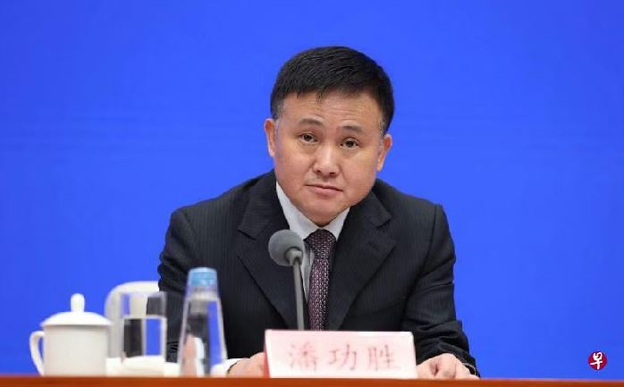 潘功胜料接掌中央行 国际化背景或助中美对话