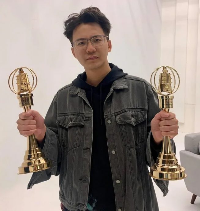 王乔尹再控张三性骚　晒“腿开、摸肚子”对话纪录