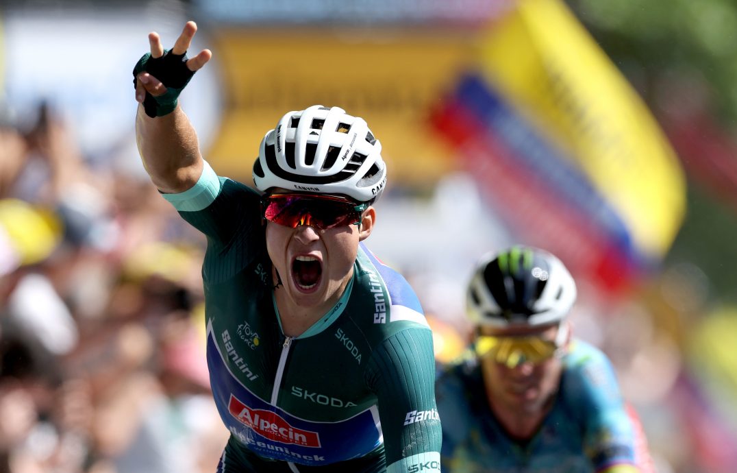 环法经过9赛段小歇息 法新社盘点5大热议话题