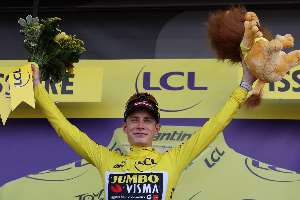 环法脚车赛第10赛段|最后冲刺超越齐默尔曼 毕尔巴鄂首夺环法冠军