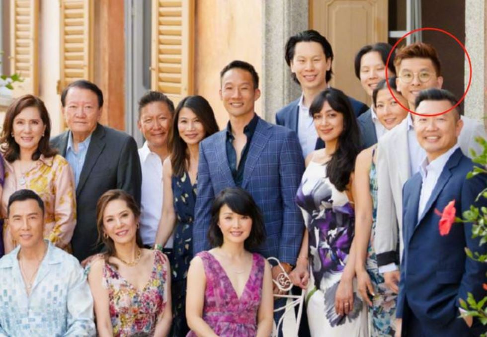 甄子丹60大寿众星云集 与前妻所生大儿子罕露面拍全家福