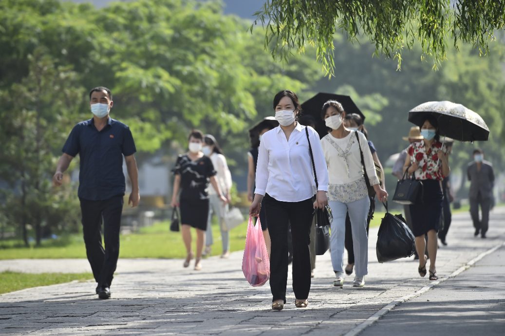皮肤与眼睛感染增多 朝鲜传取消口罩令