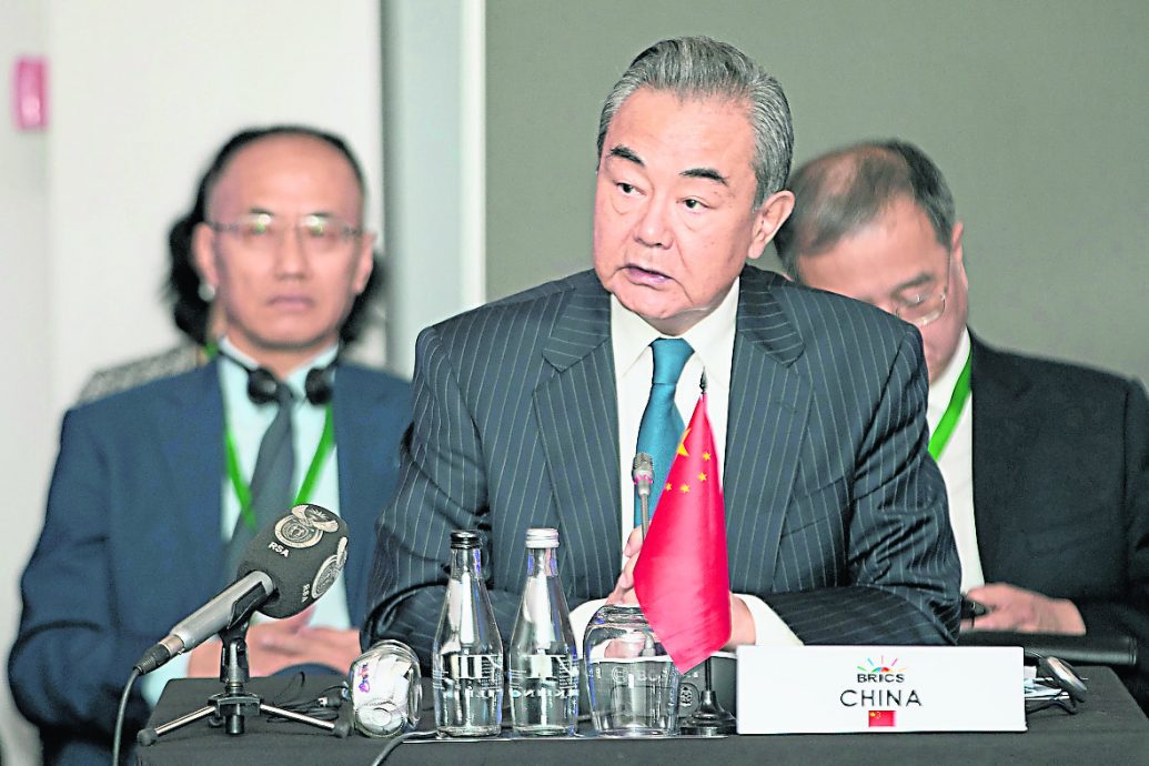 秦刚仍是国务委员 分析:去向仍是谜