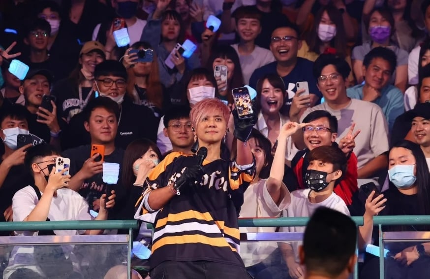 罗志祥有望重回中国演艺圈? 获港官方加持掀热议