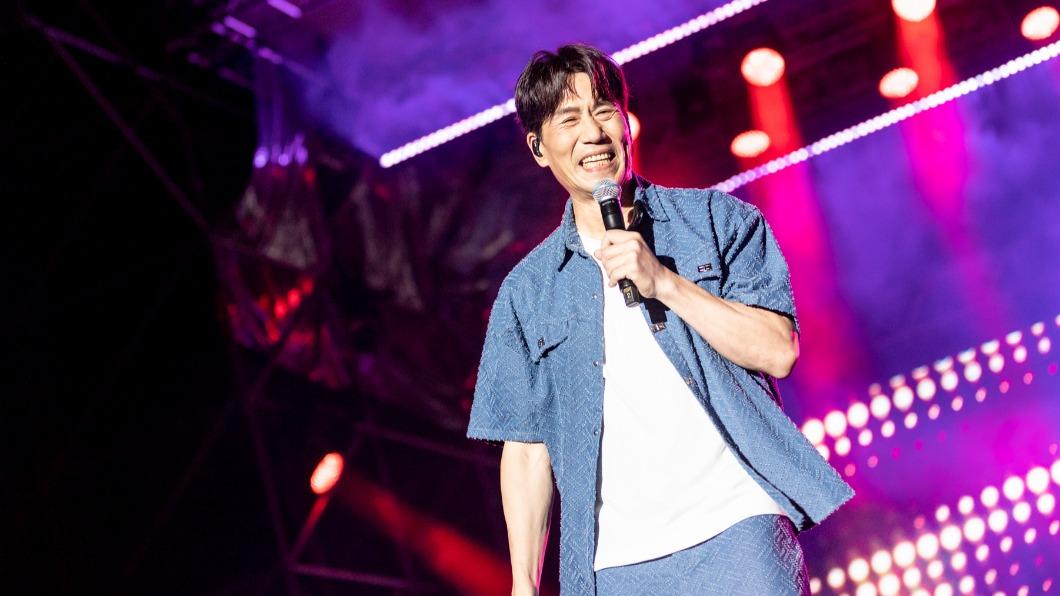 罗时丰自爆昏迷7天被抬送院 查不到病因