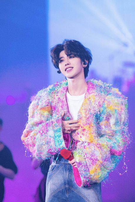 蔡徐坤躲8天认错了! 认交往撇逼堕胎