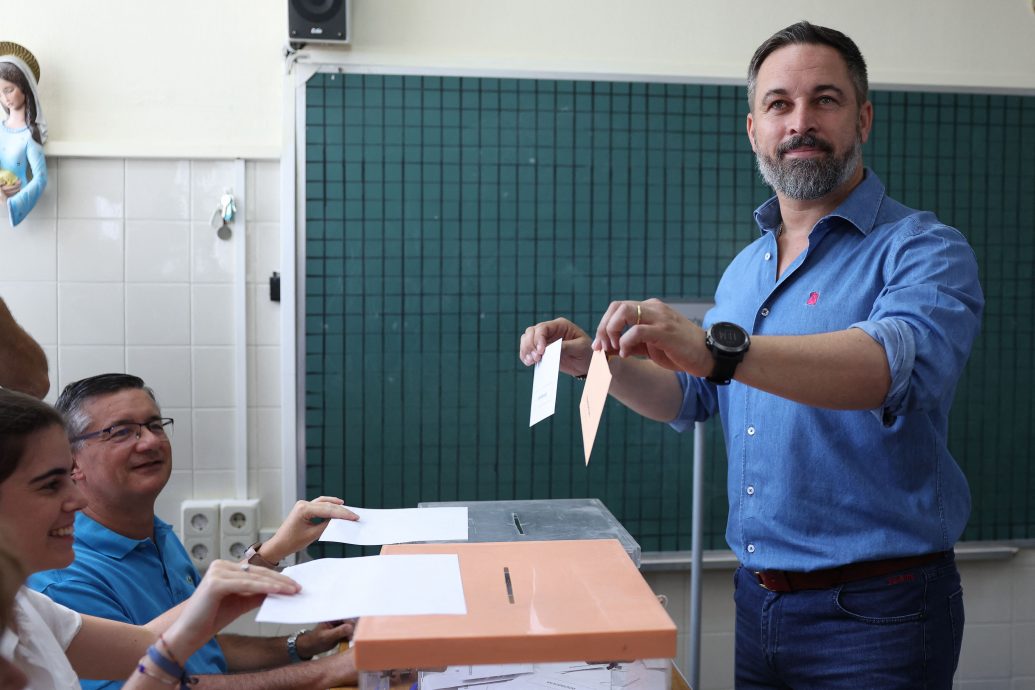 西班牙大选登场 2右翼党或结盟执政