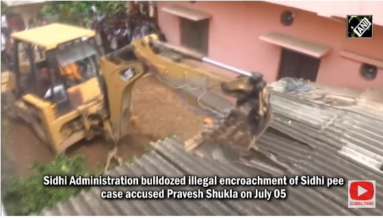 视频 ∕ 印男尿撒原住民青年头上引爆公愤 当局下令拆他家