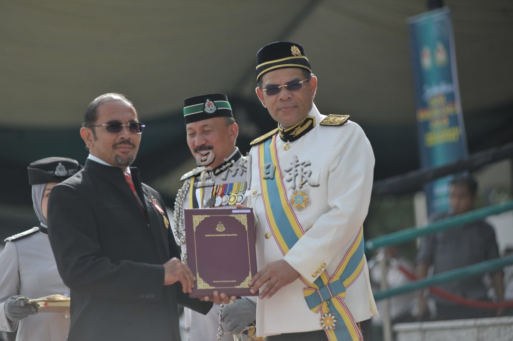 赛夫丁：谈看守大臣沙努西 稀土矿