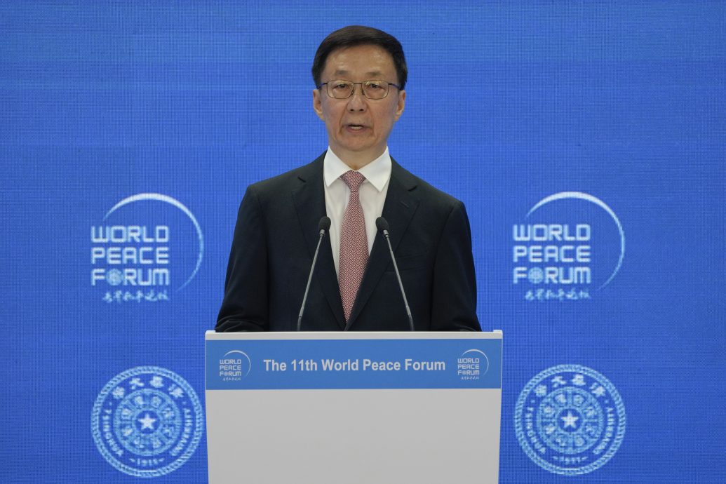 配头两图一说明）韩正