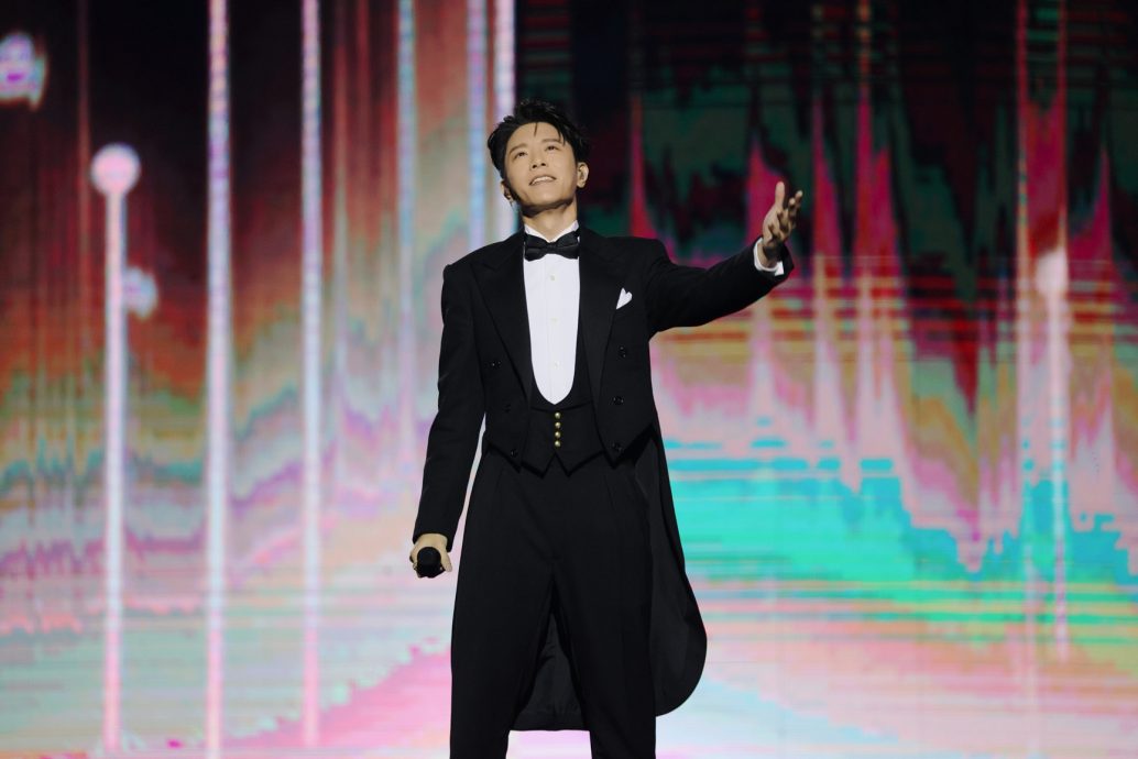 金曲34｜韦礼安主持尬聊吃螺丝 挨酸专心唱歌就好