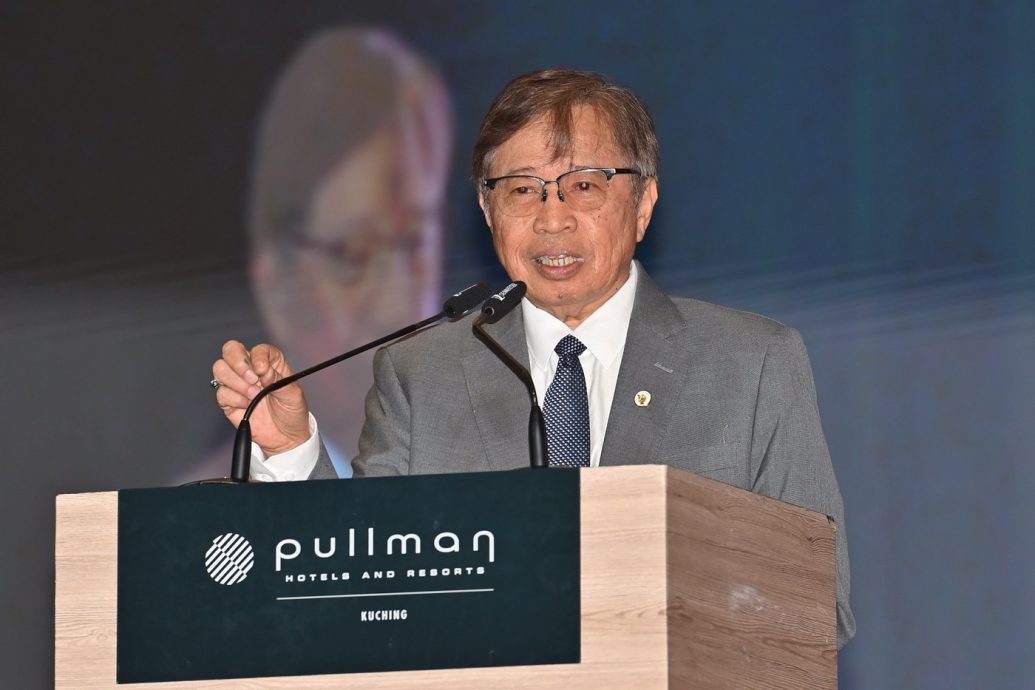 阿邦佐引述“黑猫白猫论”