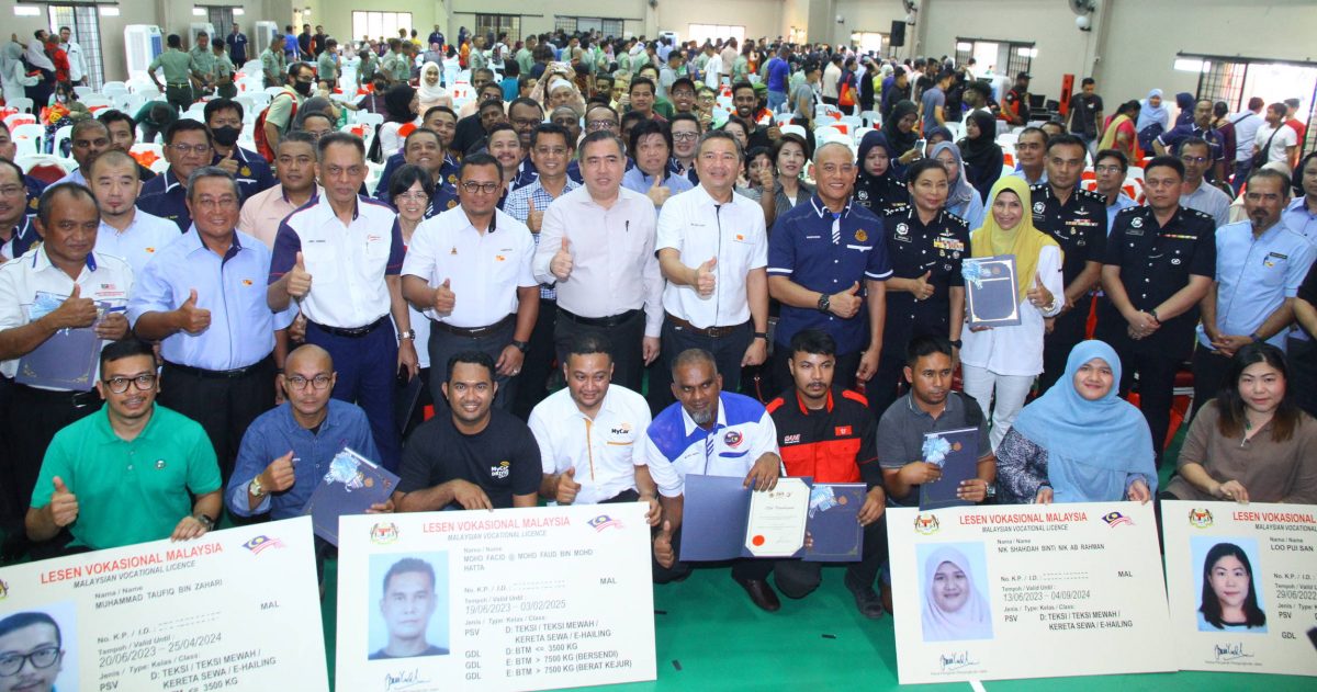 陆兆福:巴士司机短缺