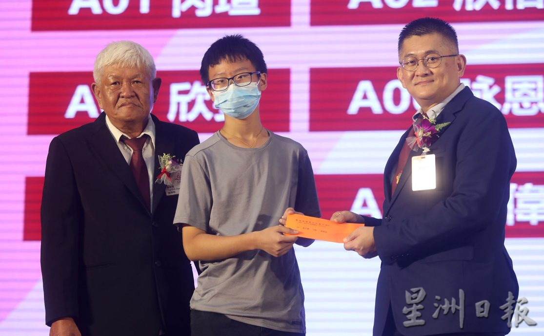 陈国伟:玩弄种族课题不可取 用选票教训极端政客