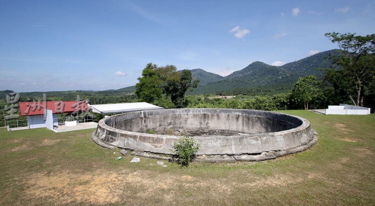 霹：封底︱甲板走过历史重现活力  从老镇到文史旅游社区