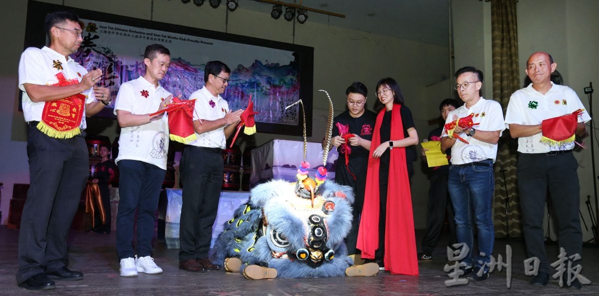 霹:第七版头/《拳乐》刚柔并济 展现中华文化瑰丽