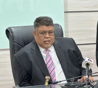 (全国版)巫统议员再拉尼被拍到为伊党候选人站台