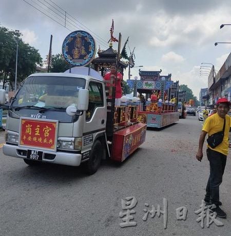 《庙堂之旅》海南神庙峝主宫 海南方言问事成特色