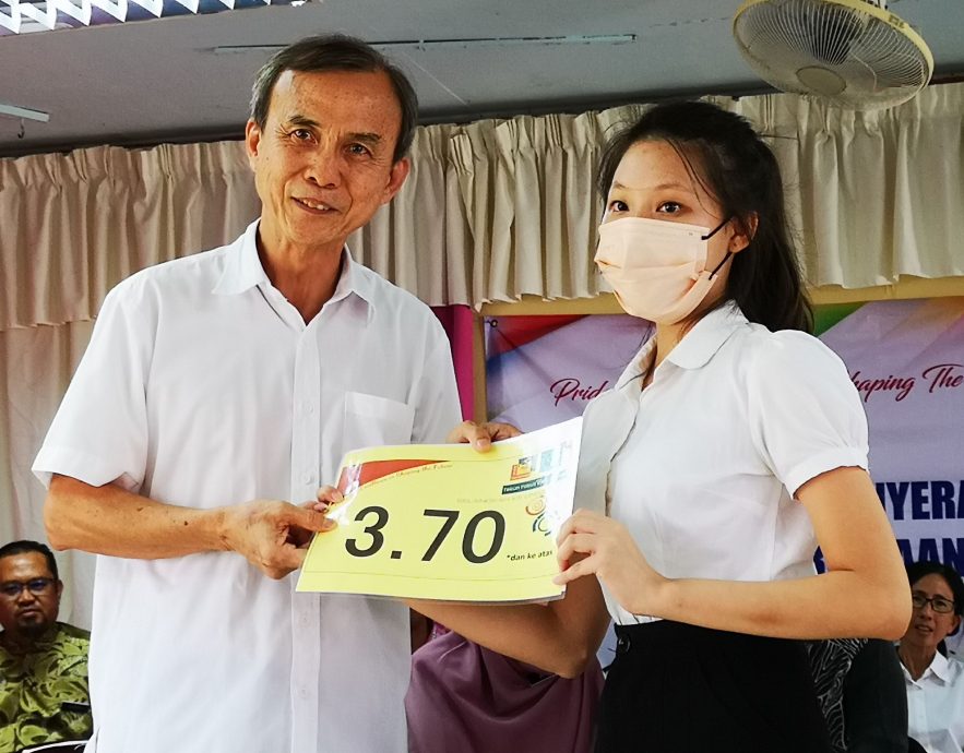 （古城封面主文）2022年STPM放榜，甲敦法蒂玛中六学院22人4分满分 再创佳绩