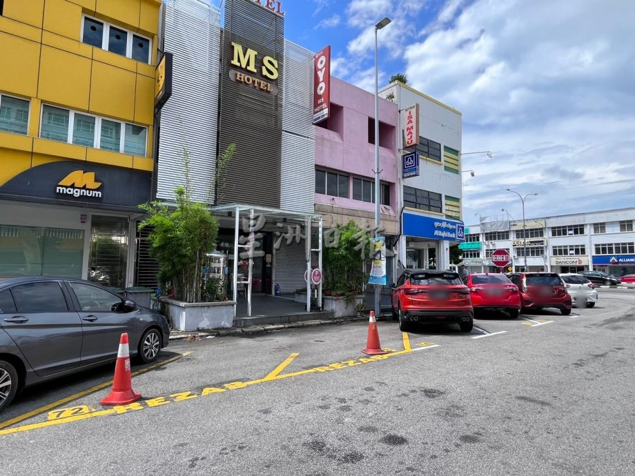 (古城封面主文)市政厅提高保留停车格的申请条件,仅开放予3领域业者申请